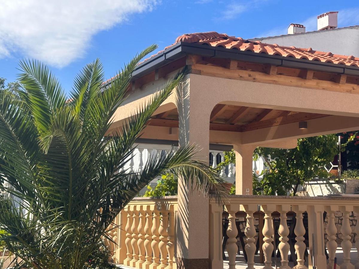 Apartman Nono Crikvenica Bagian luar foto